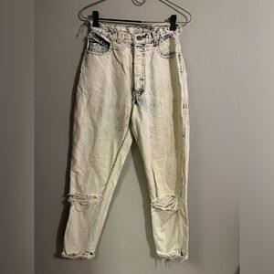 Rio white wash heavily distressed straight leg jeans size 9